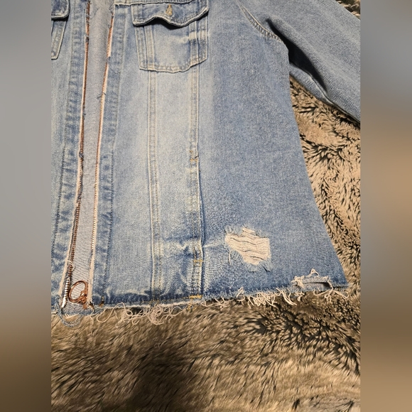 Westbound Distressed Jean Jacket Extra Large/XL - Picture 3 of 5